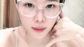 haloo. angkat telfon aku dongg