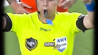 3 Gol kontroversial yang harus dianulir VAR! ????