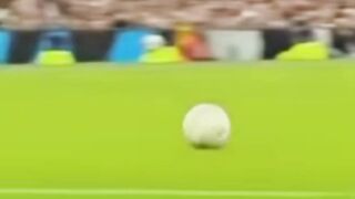Tackle paling lembut yang pernah dilakukan Bonucci ????
