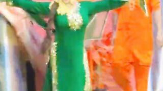 Imran. Jaan.  S Short video viral plz Pakistan stage darma dance clip