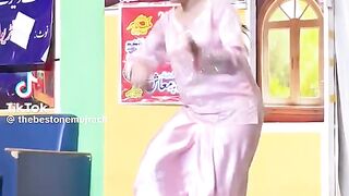 Ferzoa Ali Hot ???????????????????????? mujra masti video viral plz