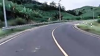 Ful lirik, perjalanan !!