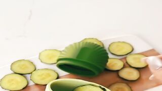 Smart Skincare: Customizable Ice Cube Mold to Shrink Pores & De-Puff Eyes