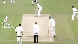 Curtly Ambrose Disastrous Bowling