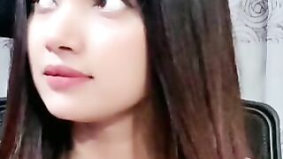 Chehra ki Dekhte Ho Meri Man ke andar vairal girls anika