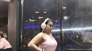 the scream of a woman's glutes
