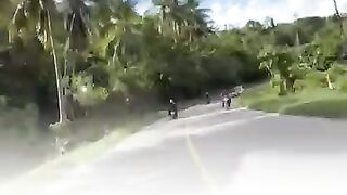 jika kita merasa ini terlalu berat percayalah Allah tidak perna salah memiliki bahu siapa yang paling kuat untuk memikul semua itu. ????