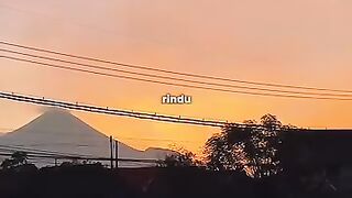 #liriklagu #disaatsendiri