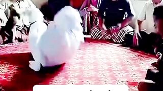 gara gara oyen????