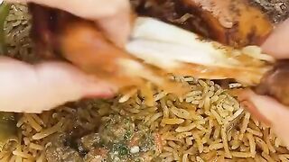 Discover the delicious flavors of the Middle East with this mouthwatering Chicken Mandi Recipe!