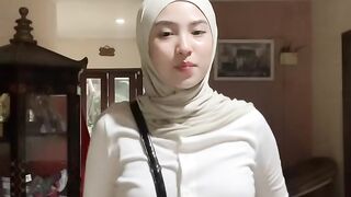 Shooping hijab