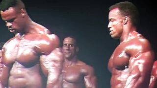 MONSTER WHO MADE EVERYONE LOOK SMALL - FREAKS AMONG US - PAUL DILLETT MOTIVATION