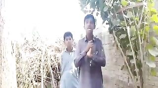 2Amzing challenge چیزیں کھانے والا چیلنج