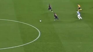 MESSI DAN 10 BATANG KAYU