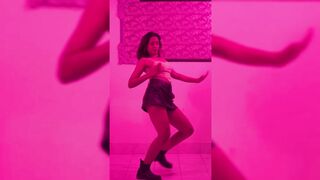 Indian Girl Nayanaa Dance