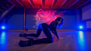 Exotic floor twerk dance