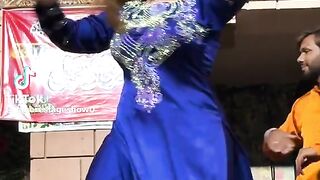 Sheez buut mujra masti video viral plz