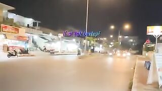 Kamu sahabat ku tapi aku mencintaimu, ???? . . . #ilusitakbertepi #liriklagu