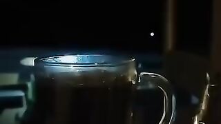 Info info said,, It's time to eat, Looking for a friend to drink LAN This black coffee is the capital.