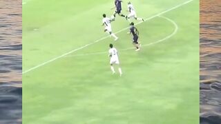 SALTO MEMUKAU DARI SANG MUDA