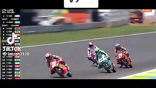 VEDA EGA PRATAMA ( 9 ) - INDONESIA - MOTO 3