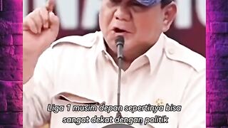Sepak bola atau panggung politik? ????