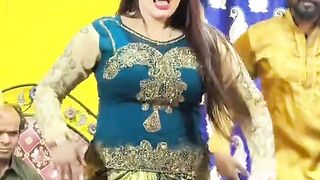 Madhu super star ✨ dance performance ????
