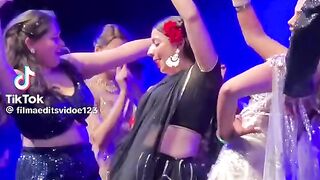 Super Hit Indian Singer