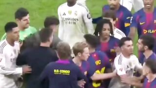 El Clasico Ricuh! Vinicius dan Courtois Terlibat Adu Mulut dengan Lamine Yamal Usai Kartu Merah Pedri