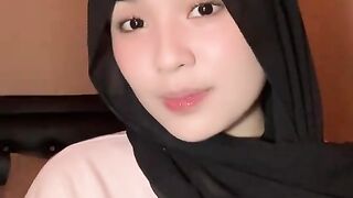 Hijab tyuh