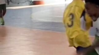 SKILLS ????