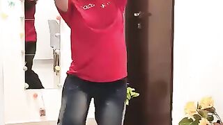 Vogue song reels new