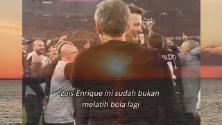 Luis Enrique ini sudah bukan melatih bola lagi, tapi seperti main catur di atas lapangan.