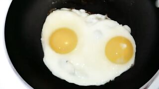 You’ve been cooking eggs WRONG your entire life! ????????♂️????