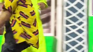 Ferzoa Ali Vicky kodu stage darma dance performance