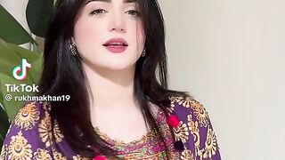 Pretty Girl 151