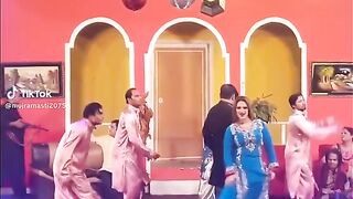 Hot ???? mujra masti video viral plz