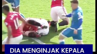 ???????? Singa tidak membalas dengan kata-kata