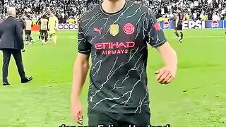 jika manchester united pada saat itu membeli para pemain sebelum menjadi bintang