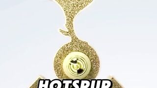 Banyak yang ngira logo Tottenham itu ayam biasa