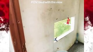 Beneran jadi tempat nongkrong ini mah toilet