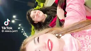 Best Friends 11
