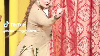 Hot gril for you viral video 4