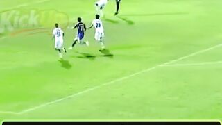 Arema FC sukses melumat PSBS Biak dengan skor telak 5-2.