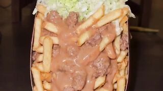 Pres makanan