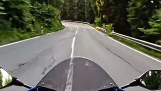 Yamaha R1  Forest Canyon Turn ????????