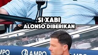 Gimana pendapat kalian tentang rumor Xabi ke Chelsea? (Source: Offside Duo) #podcast #sepakbola