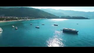 Reea_feat._Akcent_-_Rain_(Official_Music_Video)(360p).