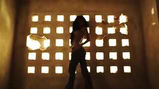 Tyla_-_SHE_DID_IT_AGAIN__Official_Music_Video__ft._Zara_Larsson(360p).mp4
