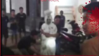 Pocong jadi jadian yang meneror warga Bekasi beberapa terakhir ini berhasil ditangkap
